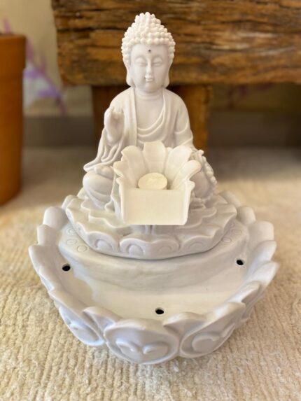 Fonte Buda com Base Esculpida – 27 cm